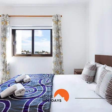 #191 Smile By Holidays *